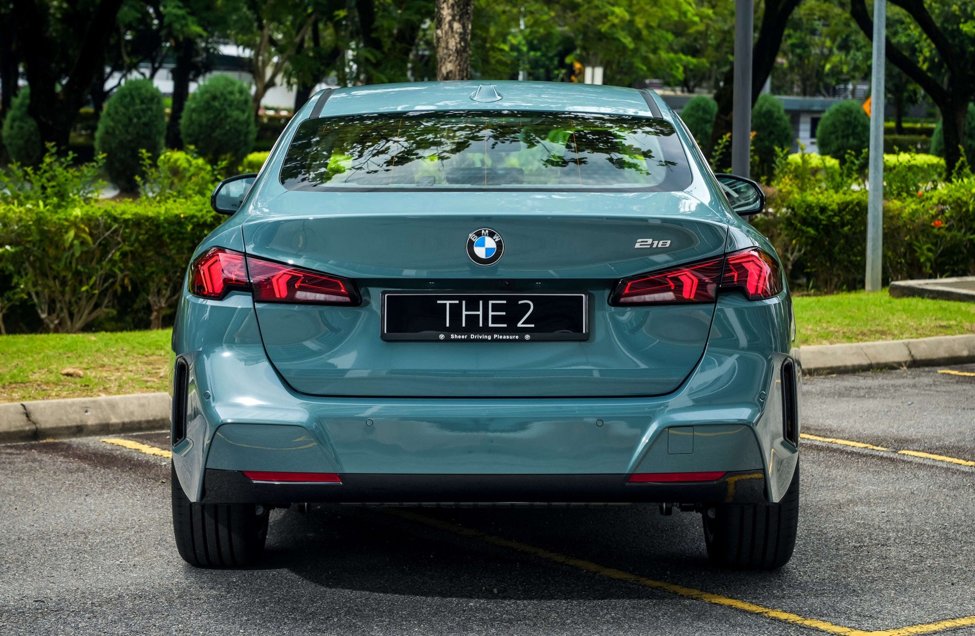 BMW 2 Series Gran Coupe thế hệ mới ra mắt, gây tranh cãi vì 'hao hao xe Trung Quốc' BMW 2 Series Gran Coupe thế hệ mới ra mắt, gây tranh cãi vì 'hao hao xe Trung Quốc'