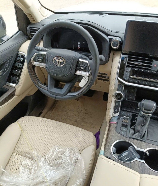 Toyota Land Cruiser LC300 2025, chiếc SUV gần 4,6 tỷ đồng có gì mới? Toyota Land Cruiser LC300 2025, chiếc SUV gần 4,6 tỷ đồng có gì mới?