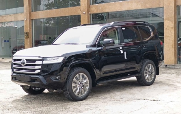 Toyota Land Cruiser LC300 2025, chiếc SUV gần 4,6 tỷ đồng có gì mới? Toyota Land Cruiser LC300 2025, chiếc SUV gần 4,6 tỷ đồng có gì mới?