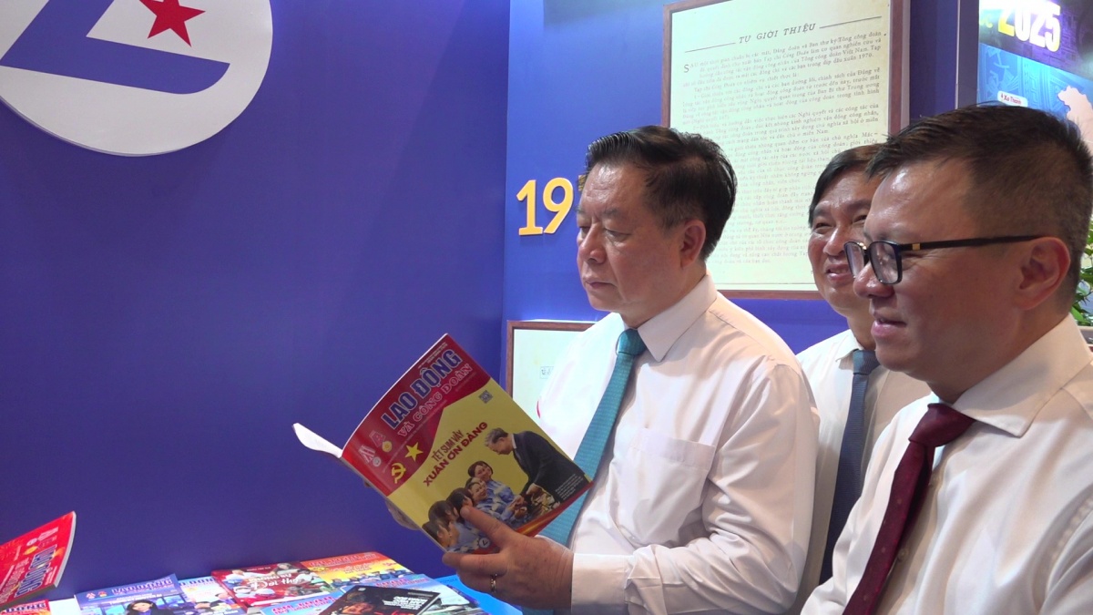 Báo chí Cách mạng Việt Nam: 100 năm “dẫn đường” và khát vọng vươn mình trong kỷ nguyên mới Báo chí Cách mạng Việt Nam: 100 năm “dẫn đường” và khát vọng vươn mình trong kỷ nguyên mới