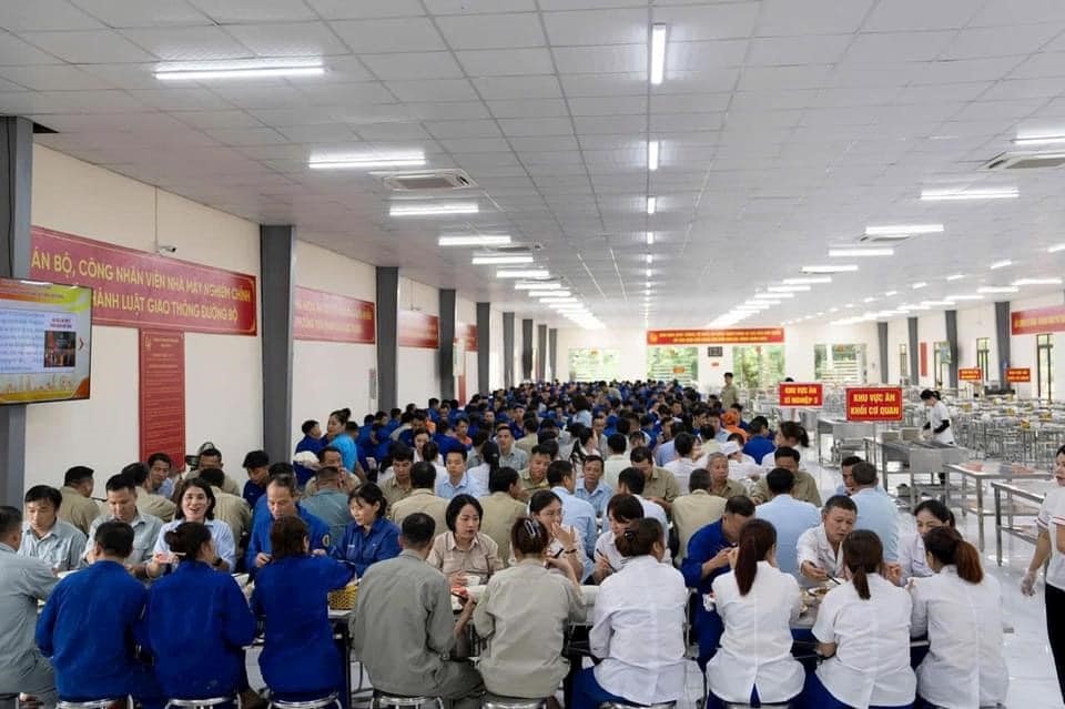 Vòng tay Công đoàn – Sự gắn bó từ những điều giản dị