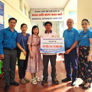 Nối dài hi vọng cho cô giáo mắc bệnh hiểm nghèo ở Huế