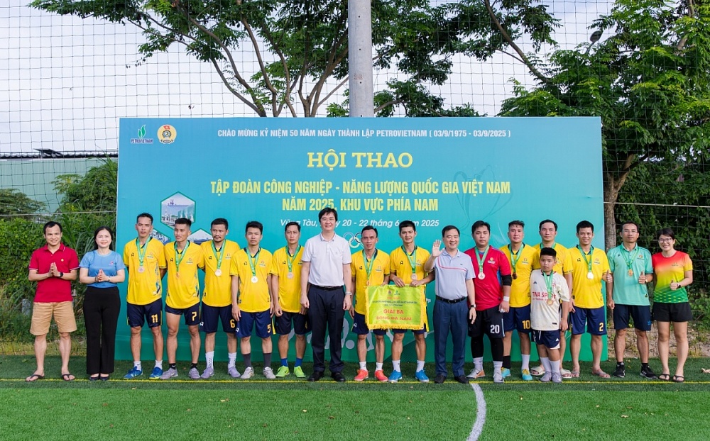 Lan tỏa sức mạnh đoàn kết, bản lĩnh và khát vọng phát triển Lan tỏa sức mạnh đoàn kết, bản lĩnh và khát vọng phát triển