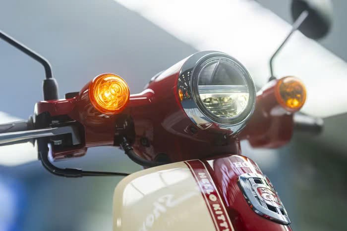 Honda Super Cub bản giới hạn được đưa về Việt Nam