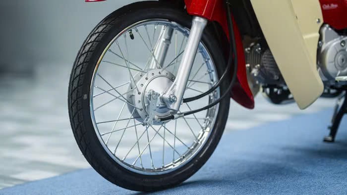 Honda Super Cub bản giới hạn được đưa về Việt Nam