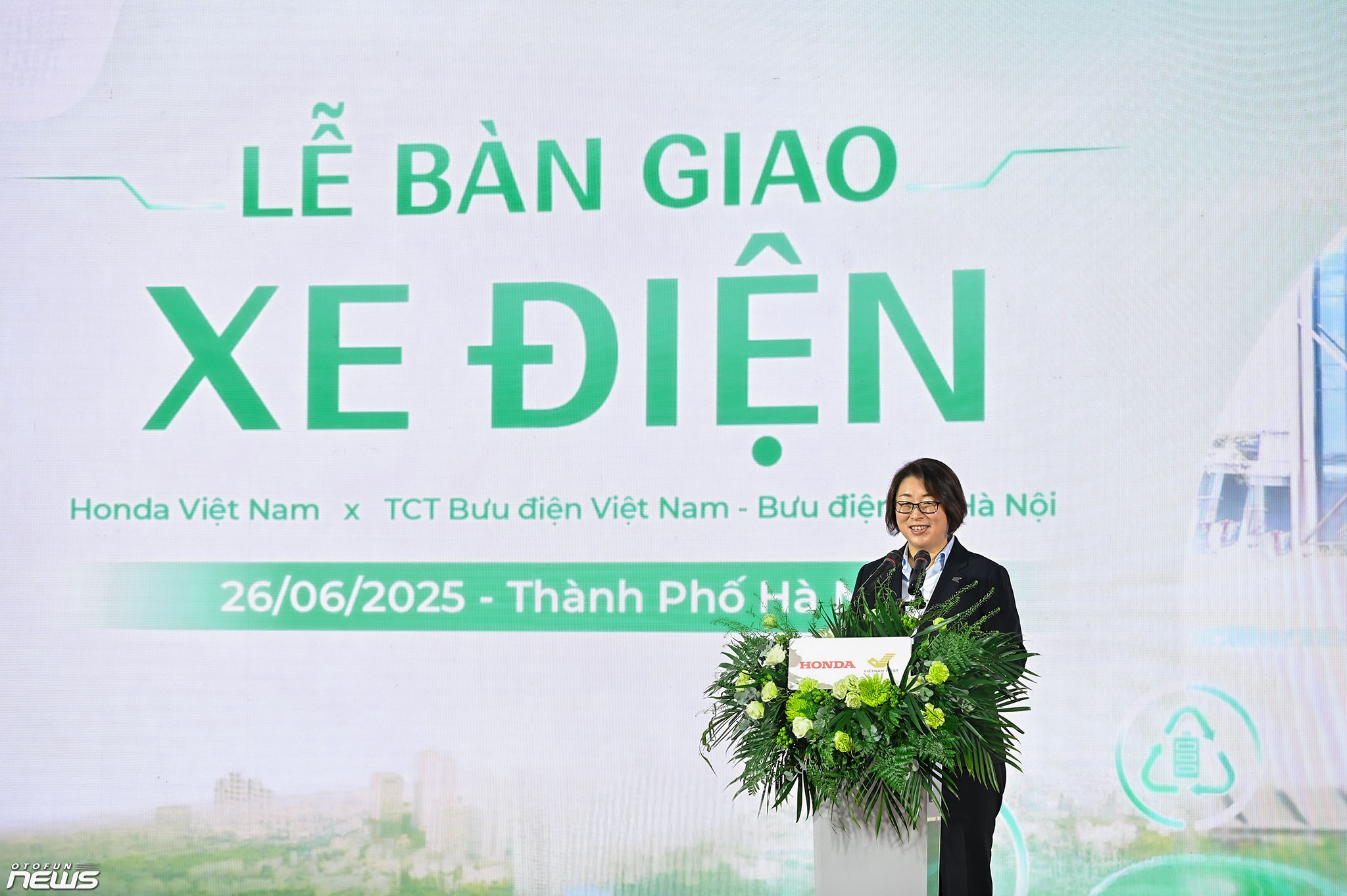 205 xe máy điện Honda gia nhập đội ngũ chuyển phát của Bưu điện Việt Nam tại Hà Nội