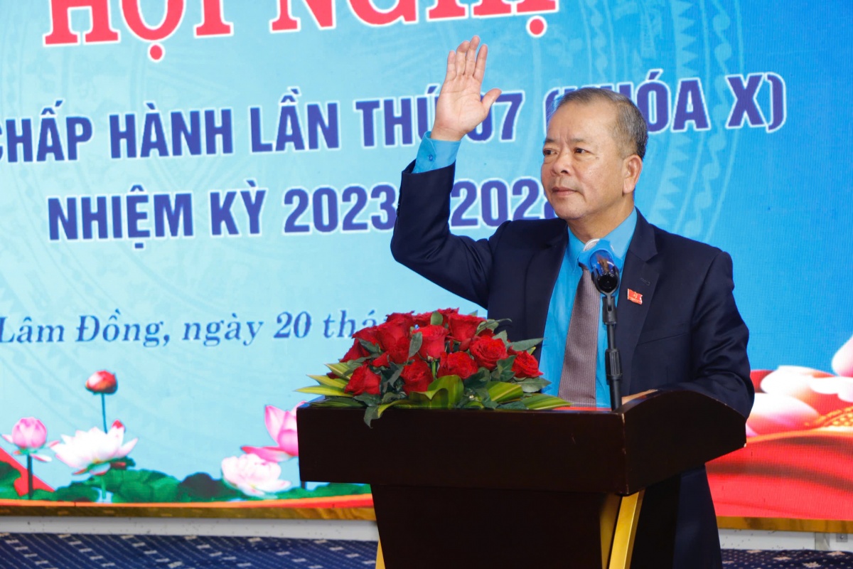 Nếu được lựa chọn, tôi vẫn chọn làm cán bộ công đoàn Nếu được lựa chọn, tôi vẫn chọn làm cán bộ công đoàn