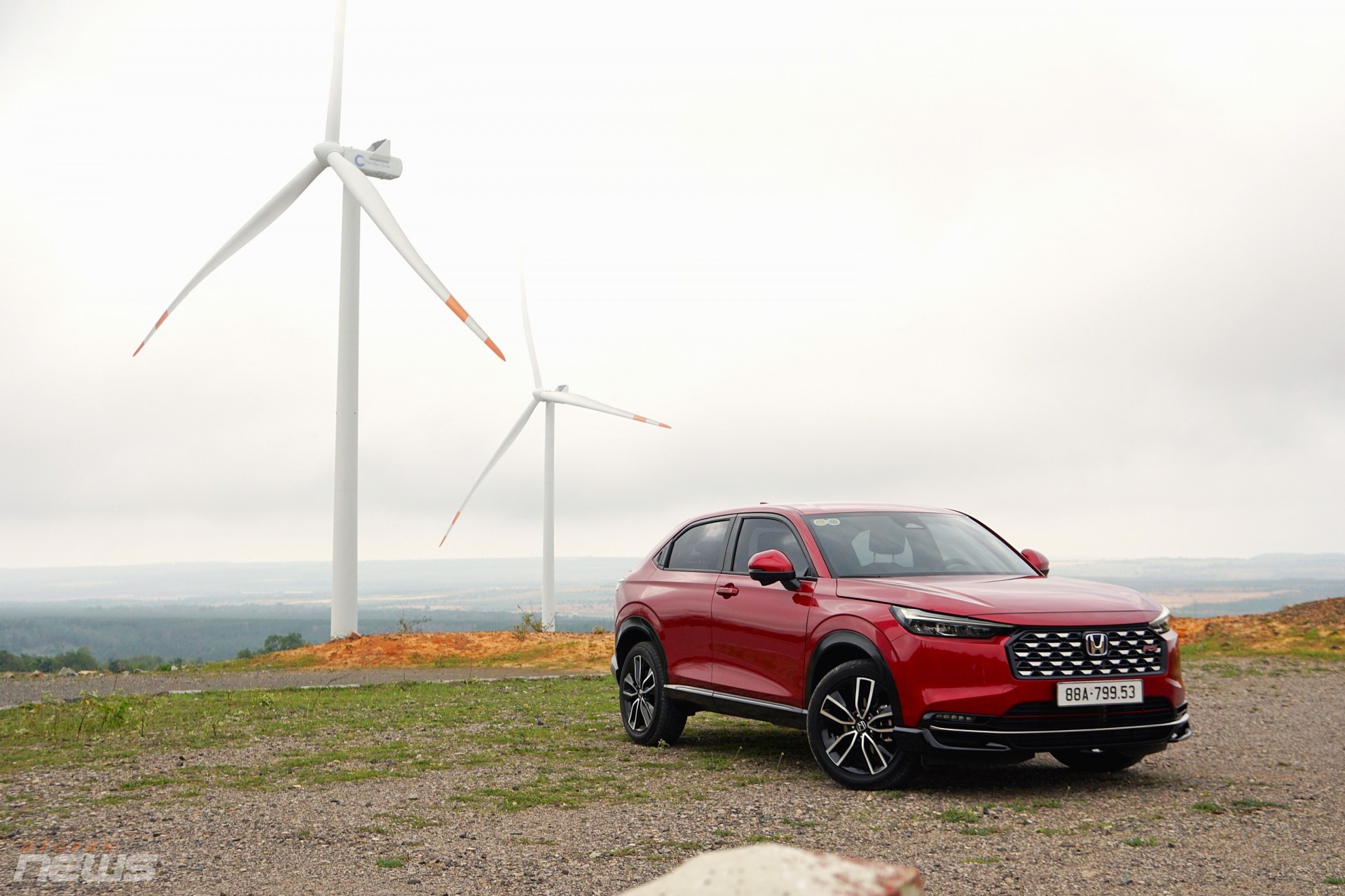 Đánh giá Honda HR-V e:HEV: Xe hybrid đô thị dành cho người thực dụng Đánh giá Honda HR-V e:HEV: Xe hybrid đô thị dành cho người thực dụng