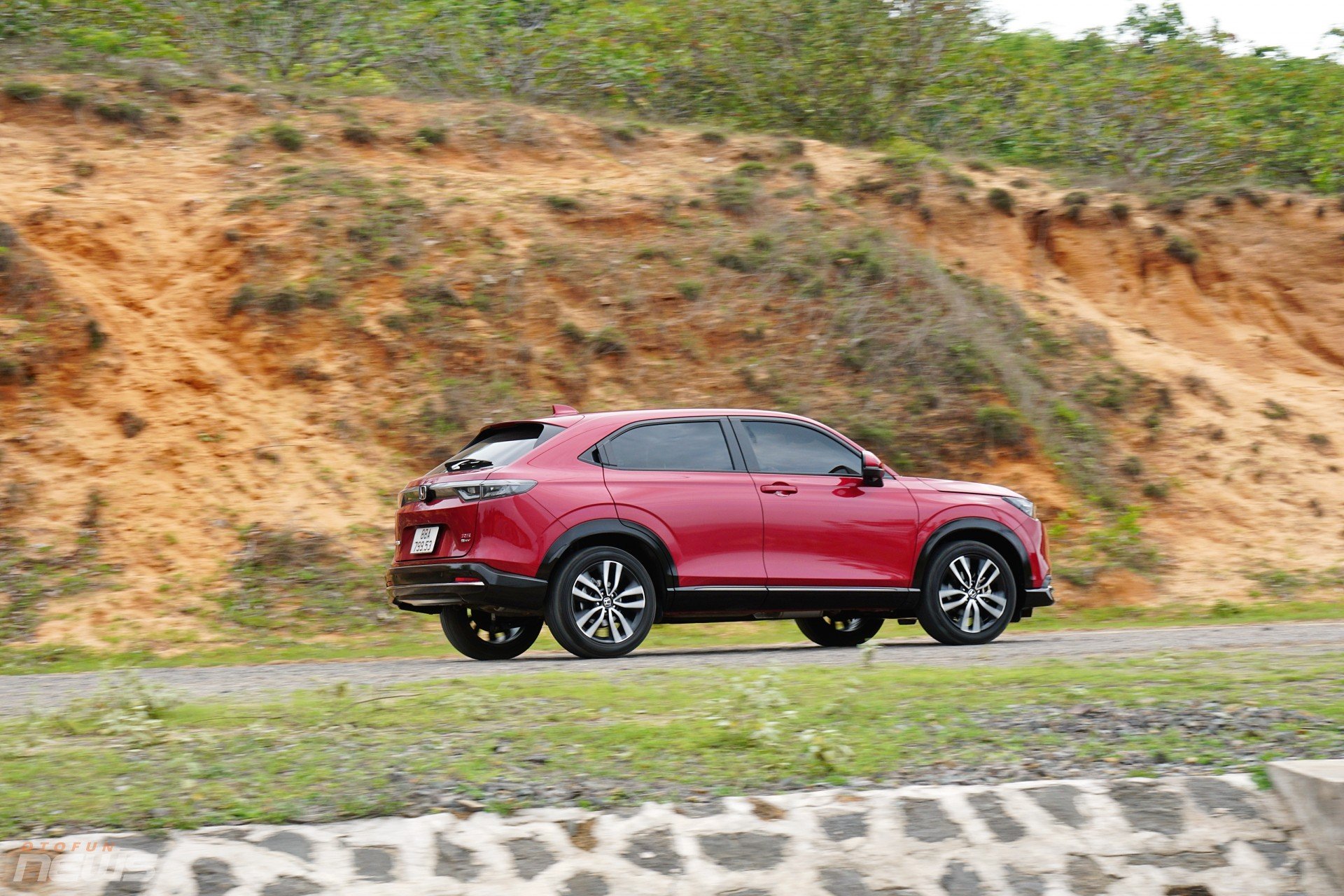 Đánh giá Honda HR-V e:HEV 2025 Đánh giá Honda HR-V e:HEV 2025