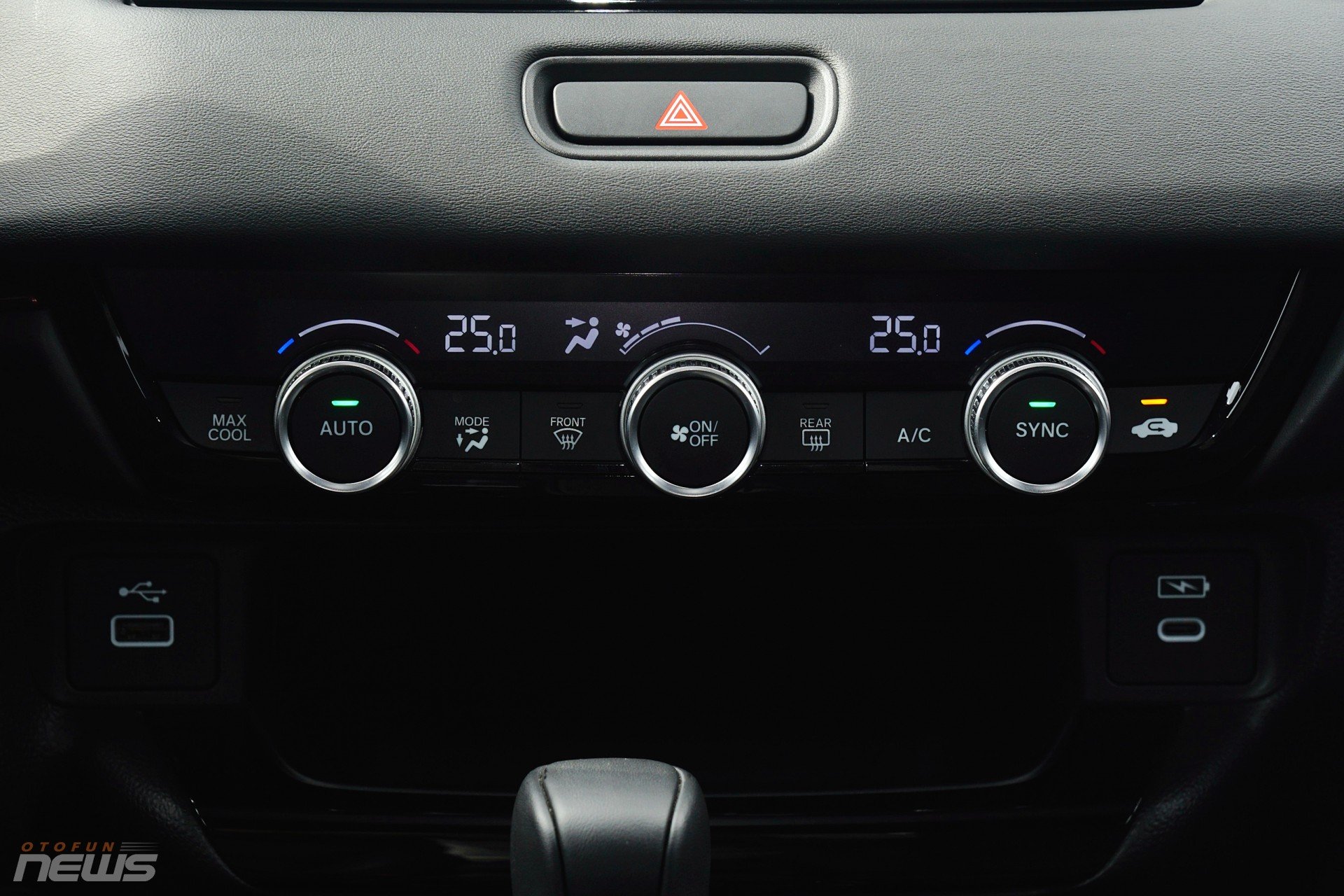 Đánh giá Honda HR-V e:HEV 2025 Đánh giá Honda HR-V e:HEV 2025