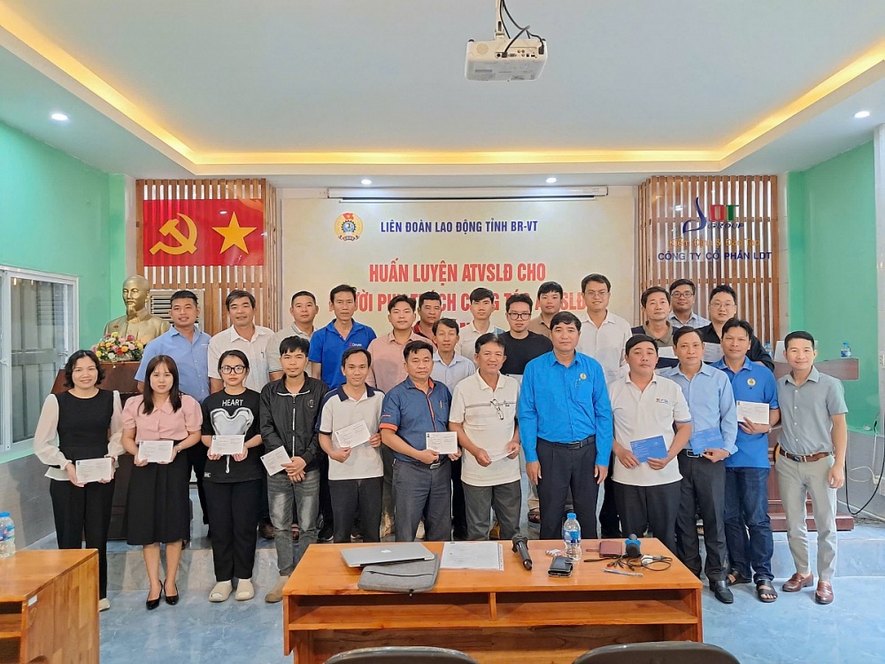 Được chứng minh tai nạn do đột quỵ là TNLĐ: Công nhân xúc động cảm ơn Công đoàn Được chứng minh tai nạn do đột quỵ là TNLĐ: Công nhân xúc động cảm ơn Công đoàn