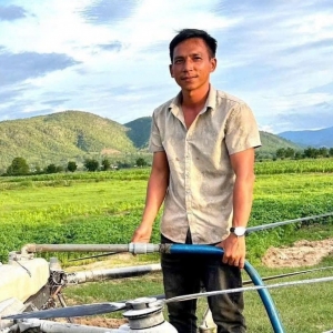 Chân dung người đàn ông dùng drone hạng nặng giải cứu 2 bé mắc kẹt giữa dòng nước xiết