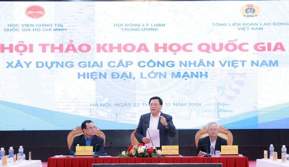 Đẩy mạnh nghiên cứu về giai cấp công nhân Việt Nam trong tình hình mới Đẩy mạnh nghiên cứu về giai cấp công nhân Việt Nam trong tình hình mới