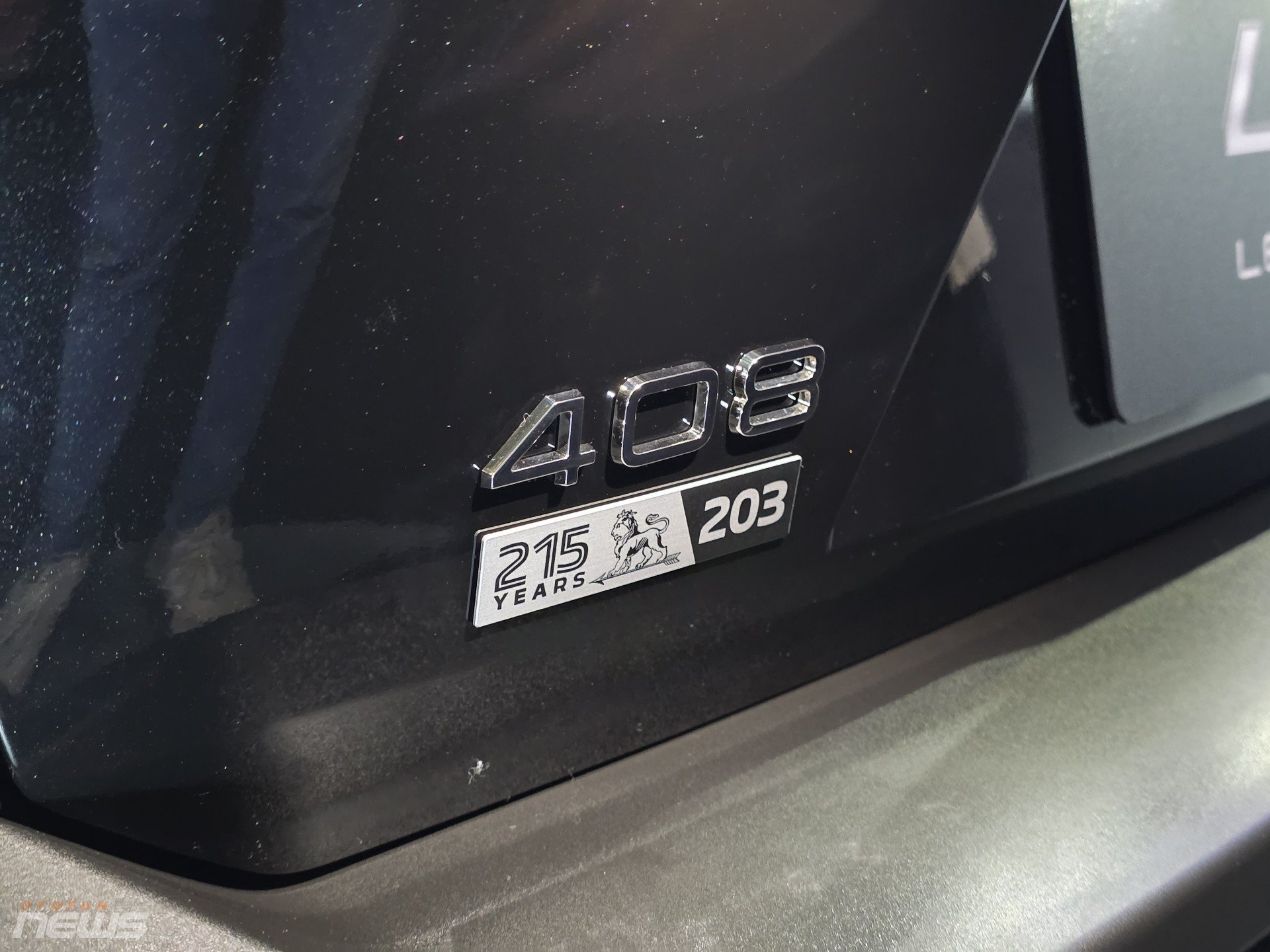 Peugeot 408 phiên bản đặc biệt, chỉ 215 chiếc cho khách hàng Việt