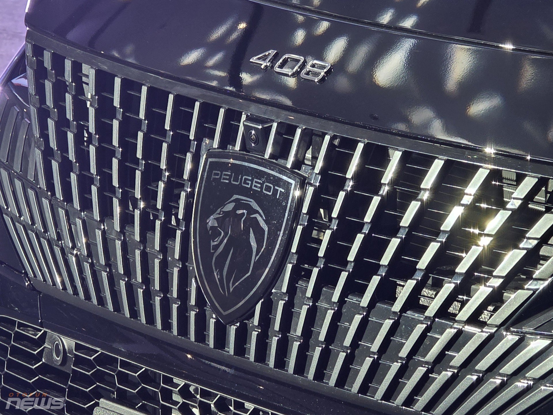 Peugeot 408 phiên bản đặc biệt, chỉ 215 chiếc cho khách hàng Việt