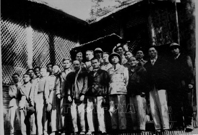 Công đoàn Việt Nam: 96 năm son sắt một sứ mệnh tiên phong