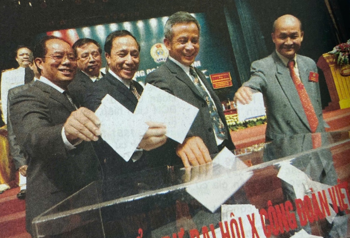 Công đoàn Việt Nam: 96 năm son sắt một sứ mệnh tiên phong