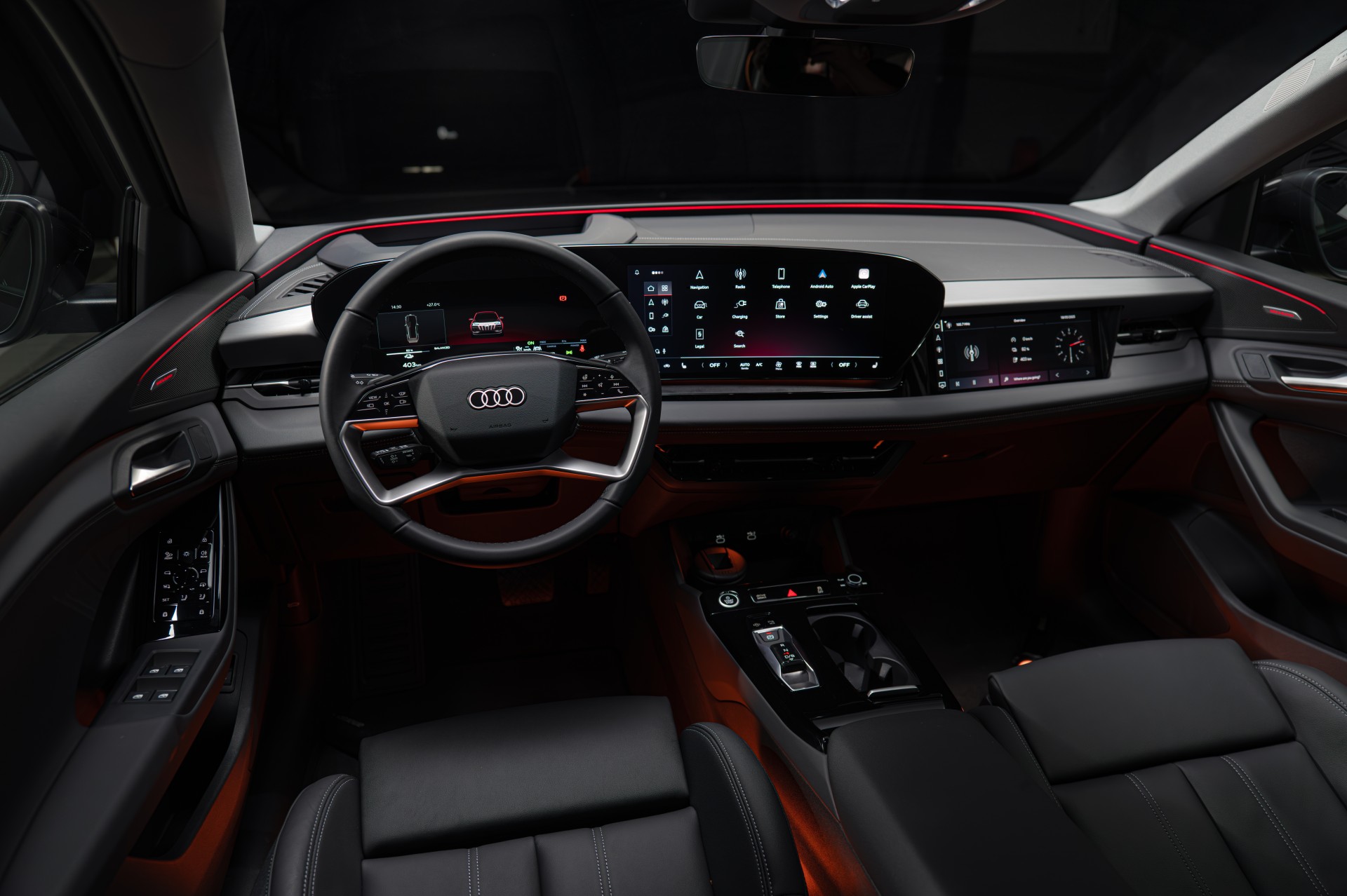 Audi A5 thế hệ mới và SUV điện Audi Q6 e-tron ra mắt thị trường Việt Nam