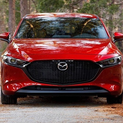 Mua Mazda3 2025, khách phát hiện chỉ có 6 loa thay vì 8 như quảng cáo