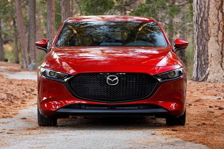 Mua Mazda3 2025, khách phát hiện chỉ có 6 loa thay vì 8 như quảng cáo Mua Mazda3 2025, khách phát hiện chỉ có 6 loa thay vì 8 như quảng cáo