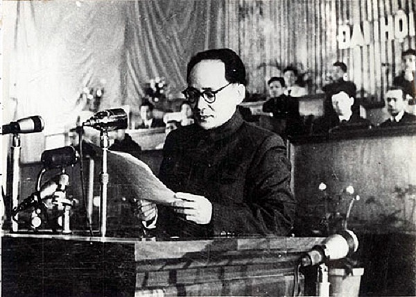 Trách nhiệm của Công đoàn với quyền làm chủ và đời sống công nhân Trách nhiệm của Công đoàn với quyền làm chủ và đời sống công nhân