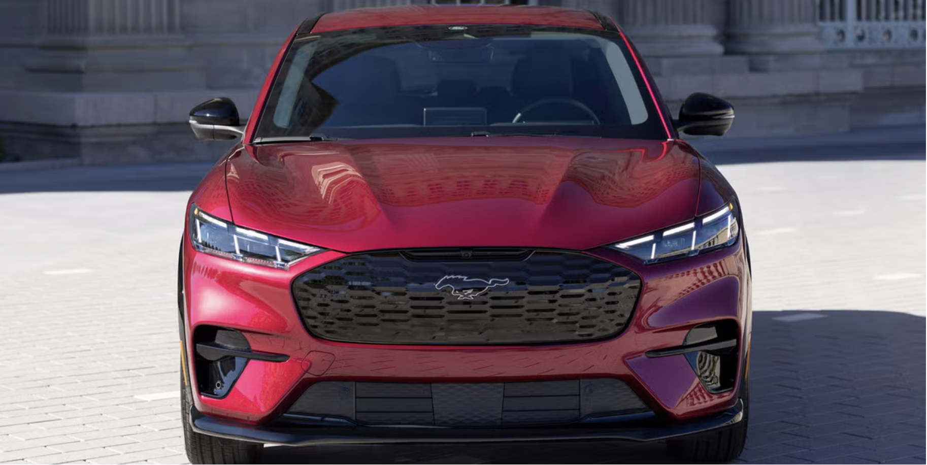 SUV điện Ford Mustang Mach-E chuẩn bị ra mắt Việt Nam