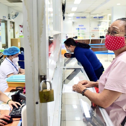 Thu hồi, tạm giữ thẻ bảo hiểm y tế khi nào?