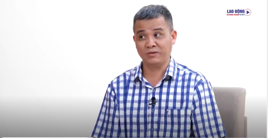 "Đầu lọc thuốc lá - vỏ bọc nguy hiểm của một ảo tưởng “giảm hại’" "Đầu lọc thuốc lá - vỏ bọc nguy hiểm của một ảo tưởng “giảm hại’"