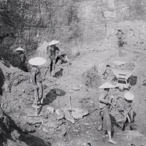 Dưới sự lãnh đạo của Đảng, Công hội Đỏ là lực lượng chủ lực trong phong trào đấu tranh cách mạng đầu tiên