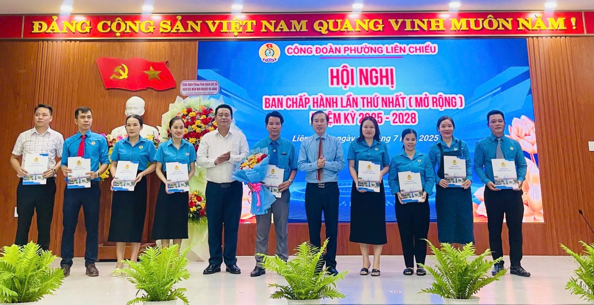 Công đoàn TP. Đà Nẵng: Đổi mới để giữ vững vai trò chỗ dựa cho người lao động Công đoàn TP. Đà Nẵng: Đổi mới để giữ vững vai trò chỗ dựa cho người lao động