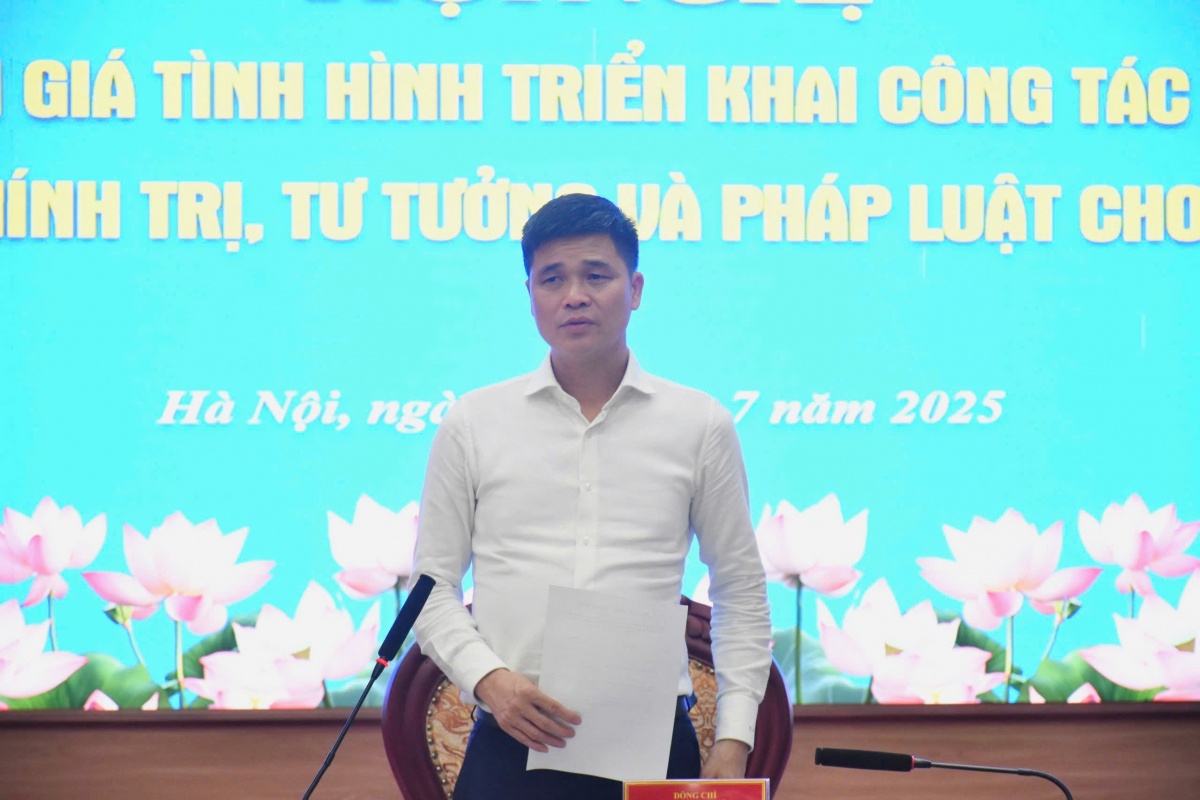 “Cán bộ công đoàn phải là người kiến tạo các sản phẩm truyền thông”