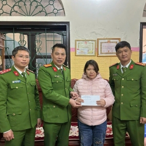 Xanh mãi những vòng tay yêu thương