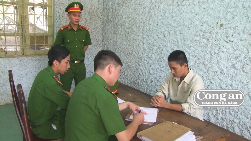 Để chính quyền cơ sở thực sự là “rường cột” của quốc gia và “điểm tựa” của nhân dân. Kỳ 1: Đừng để “tổ kiến hổng sụt toang đê vỡ”