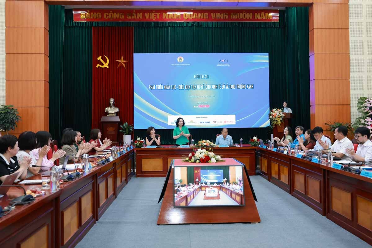 Bài 1: Nhu cầu cấp bách về nguồn nhân lực chất lượng cao