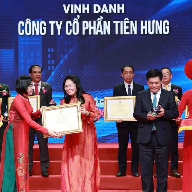 Vinh danh “Doanh nghiệp tiêu biểu vì người lao động” năm 2025