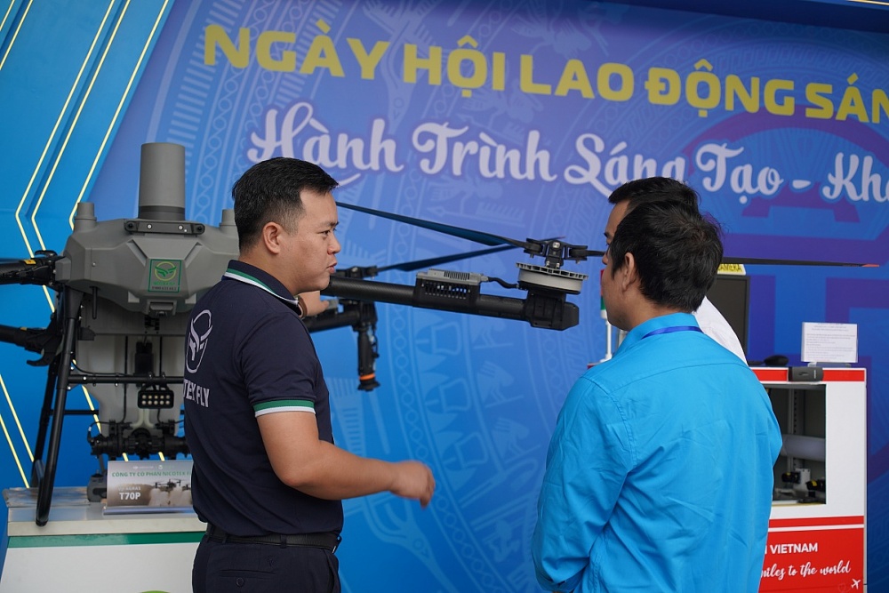 Khơi dậy tiềm năng sáng tạo của người lao động - Động lực phát triển quốc gia trong kỷ nguyên mới