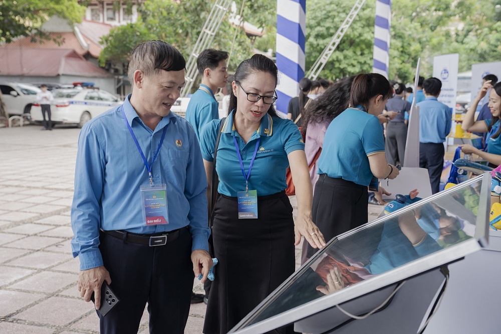 Khơi dậy tiềm năng sáng tạo của người lao động - Động lực phát triển quốc gia trong kỷ nguyên mới