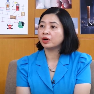 Cán bộ công đoàn và những câu chuyện “hút thuốc lá thụ động”