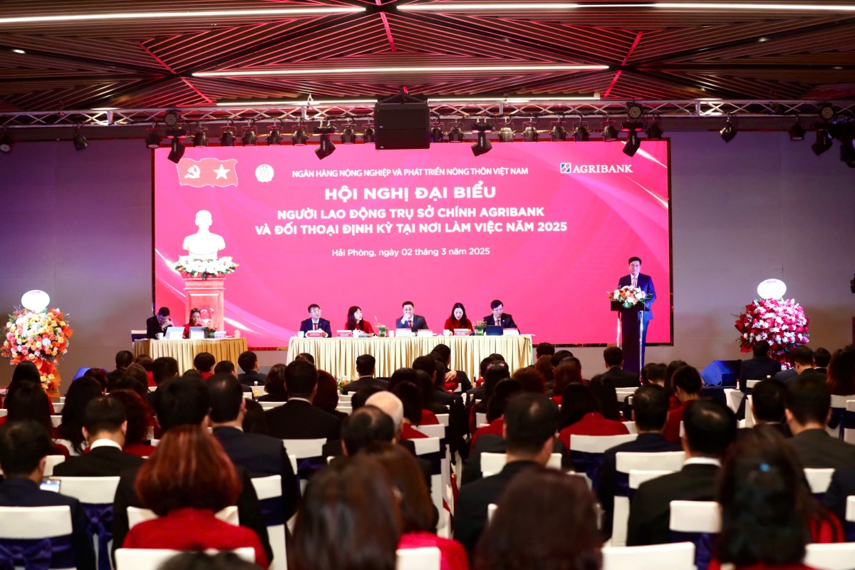 Công đoàn Agribank – điểm tựa vững chắc, kiến tạo dân chủ, đồng hành với người lao động Công đoàn Agribank – điểm tựa vững chắc, kiến tạo dân chủ, đồng hành với người lao động