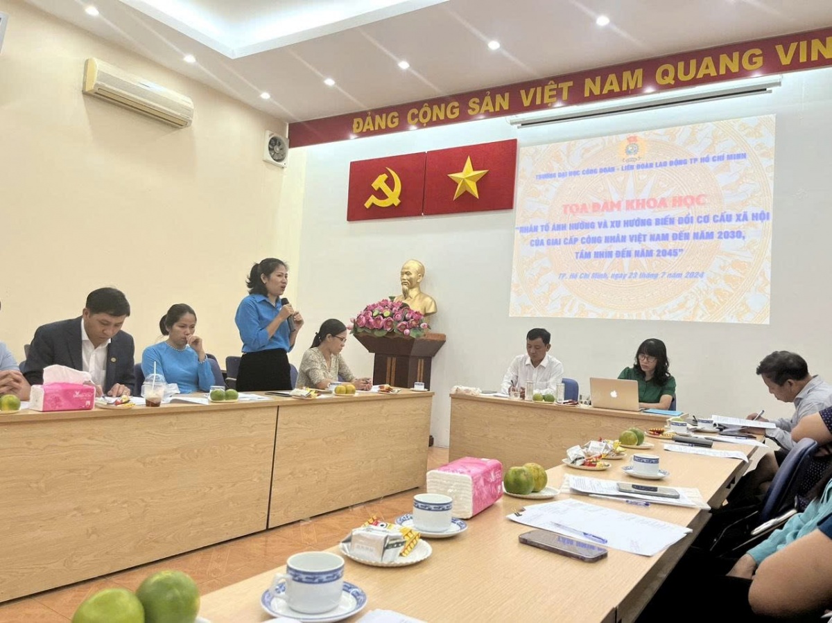 Người phụ nữ “sắt thép” giữ lửa công đoàn ở Corsair Marine International Người phụ nữ “sắt thép” giữ lửa công đoàn ở Corsair Marine International