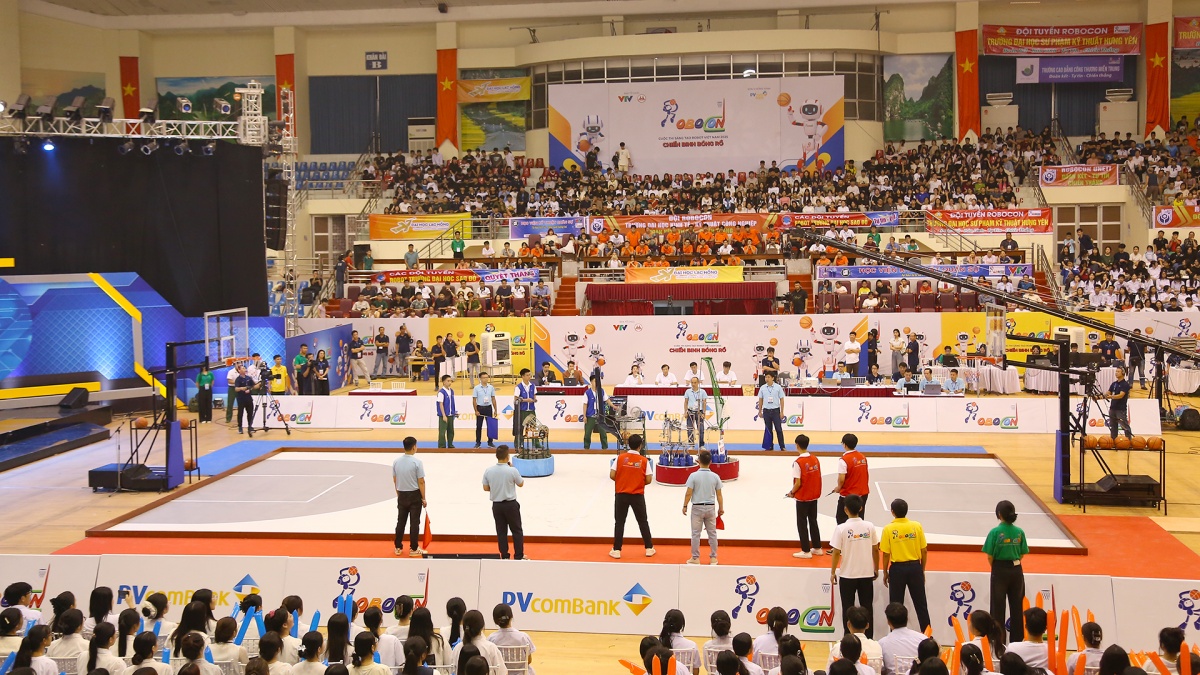 PVcomBank đồng hành cùng lễ khai mạc vòng chung kết Robocon 2025 PVcomBank đồng hành cùng lễ khai mạc vòng chung kết Robocon 2025