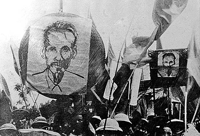 Bốn tỉnh đầu tiên giành chính quyền