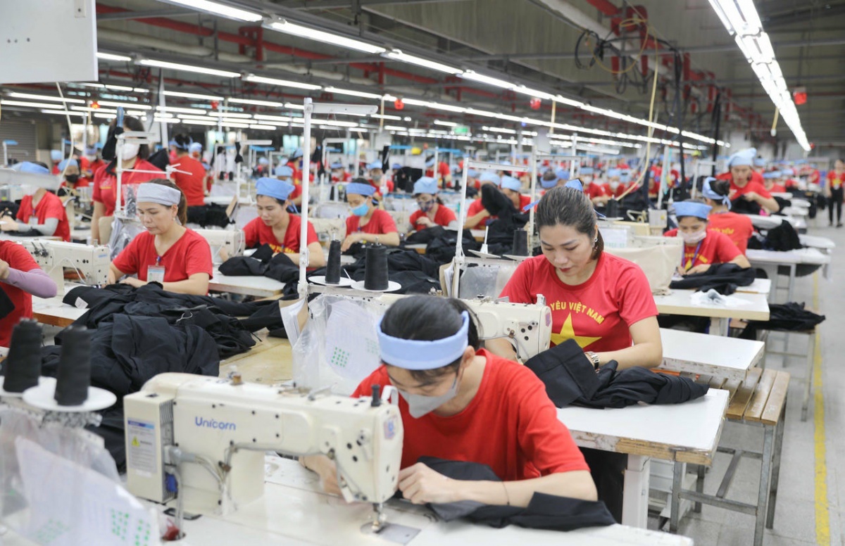 Giai cấp công nhân và tổ chức Công đoàn Việt Nam trong  80 năm xây dựng đất nước