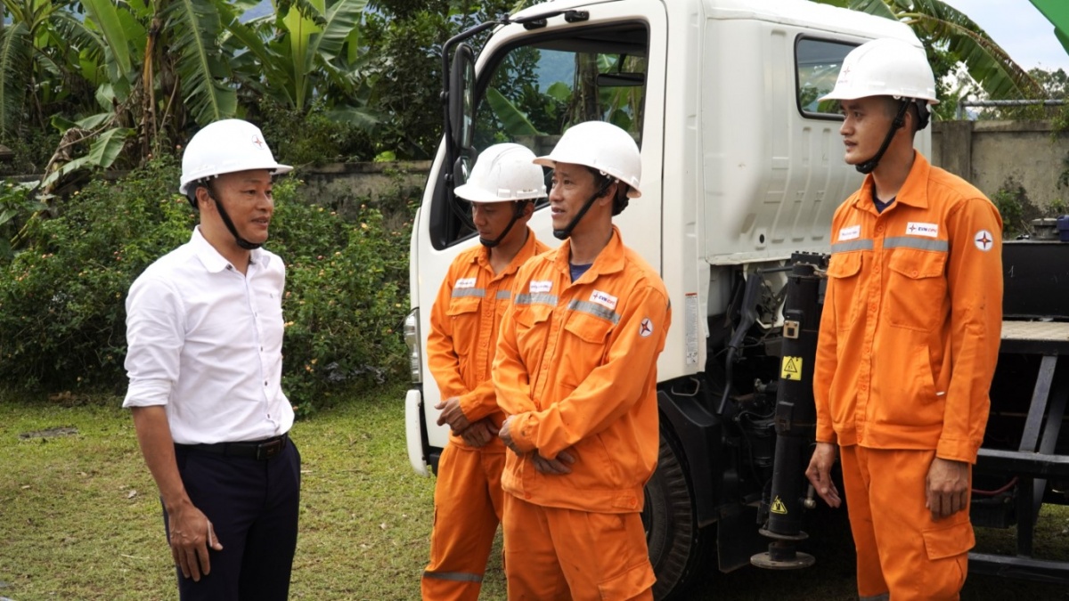 Giai cấp công nhân và tổ chức Công đoàn Việt Nam trong  80 năm xây dựng đất nước