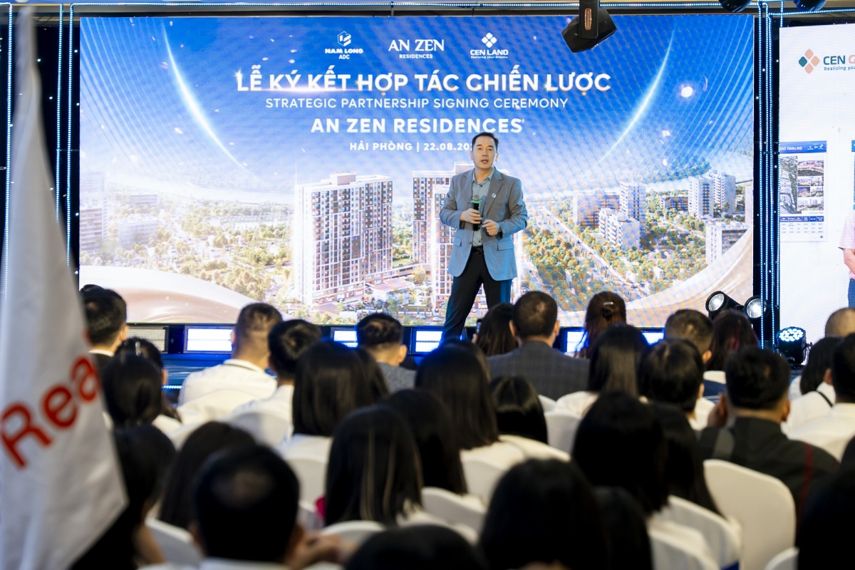 Nam Long ADC và Cen Land ký kết hợp tác chiến lược: Khai mở phân khúc bất động sản vừa túi tiền Nam Long ADC và Cen Land ký kết hợp tác chiến lược: Khai mở phân khúc bất động sản vừa túi tiền