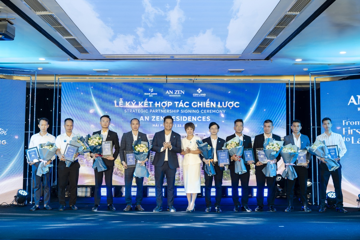 Nam Long ADC và Cen Land ký kết hợp tác chiến lược: Khai mở phân khúc bất động sản vừa túi tiền Nam Long ADC và Cen Land ký kết hợp tác chiến lược: Khai mở phân khúc bất động sản vừa túi tiền