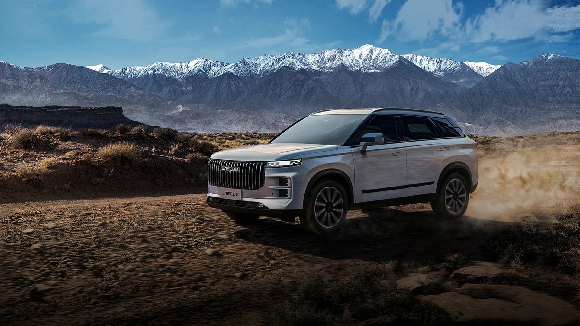 Bộ đôi Omoda C5 và Jaecoo J7 sẵn sàng cho khách lái thử xe tại chung kết PVOIL VGC 2025