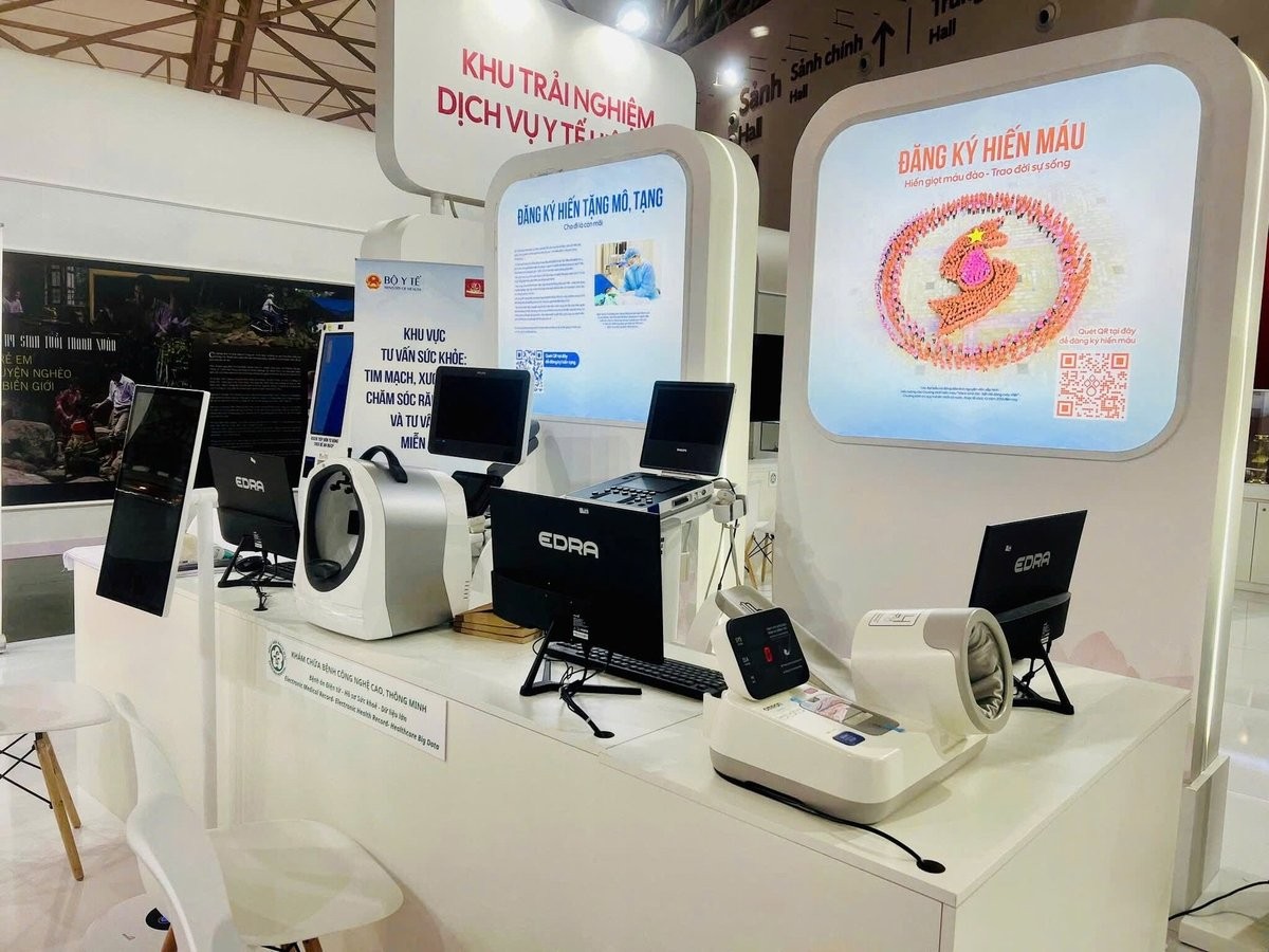 VinFast bàn giao lô xe Lạc Hồng tại Đại lễ kỷ niệm 80 năm Quốc khánh VinFast bàn giao lô xe Lạc Hồng tại Đại lễ kỷ niệm 80 năm Quốc khánh