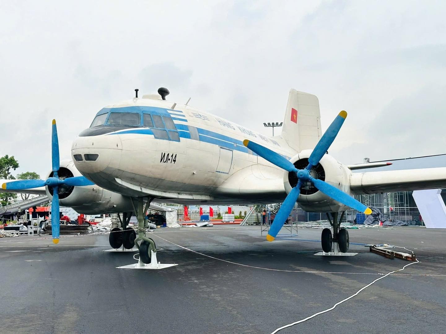 VinFast bàn giao lô xe Lạc Hồng tại Đại lễ kỷ niệm 80 năm Quốc khánh VinFast bàn giao lô xe Lạc Hồng tại Đại lễ kỷ niệm 80 năm Quốc khánh