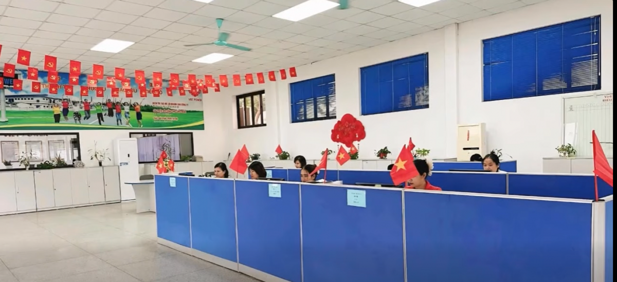 Nhân viên nấu ăn và hành trình xây dựng “Bếp sạch - Không khói thuốc” Nhân viên nấu ăn và hành trình xây dựng “Bếp sạch - Không khói thuốc”